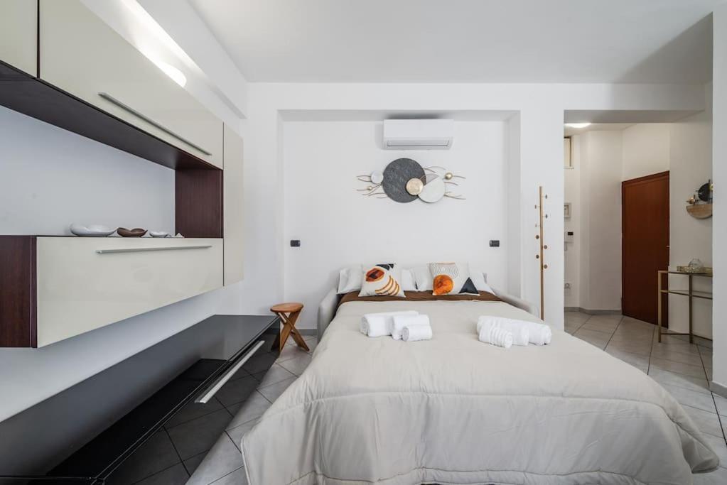 Nuovissima Dimora Con Terrazzino Milão Exterior foto